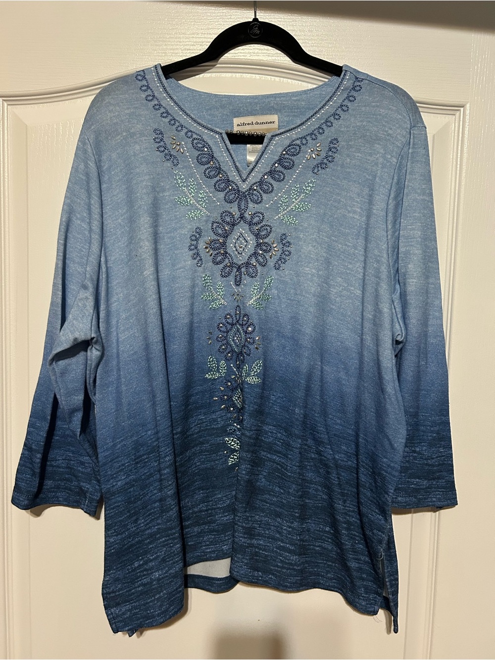 Alfred Dunner Blue Ombre Embroidered V-Neck Tunic Top